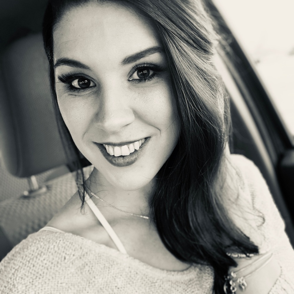 Meet your Posher, Crystal
